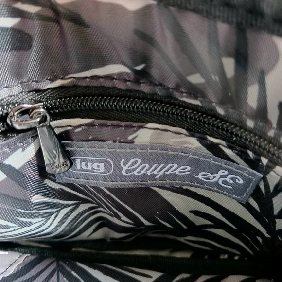 LUG Coupe SE Crossbody Convertable Belt Pack Chic Minimalist Metalic Black - Picture 9 of 15